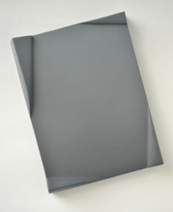 Equilibrium (white/black)